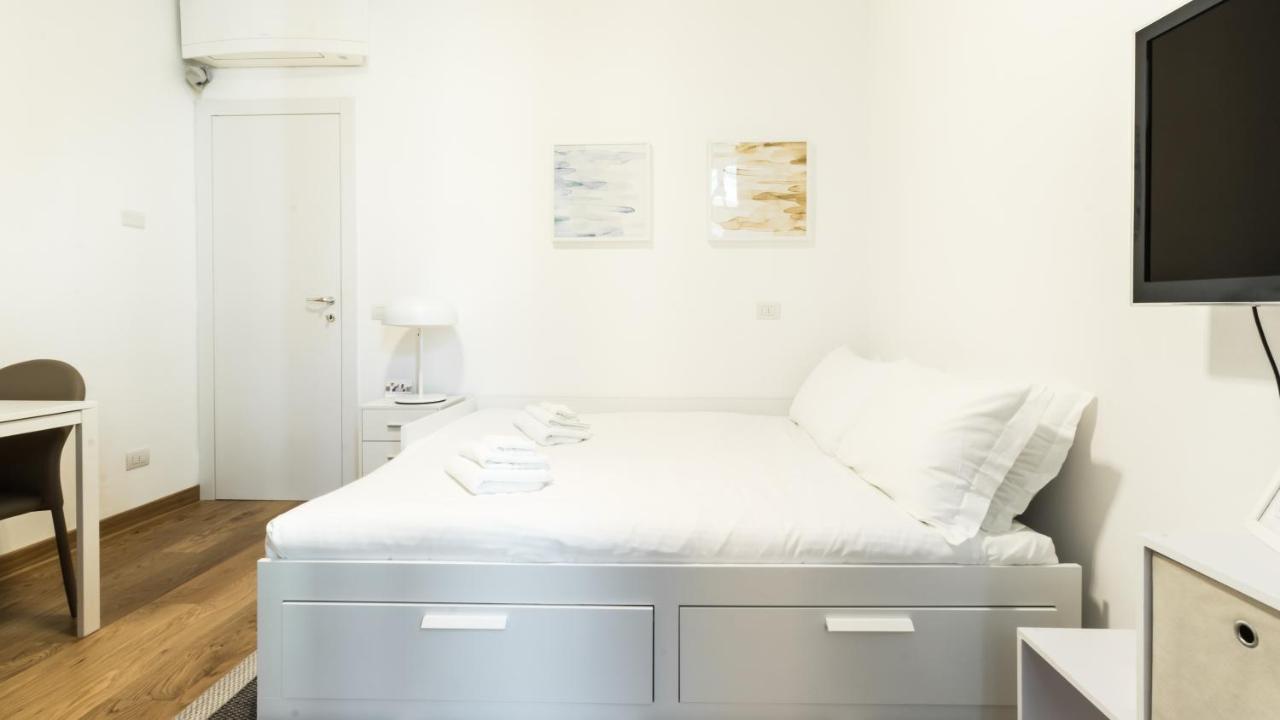 Italianway-De Cristoforis 5 Apartment มิลาน ภายนอก รูปภาพ